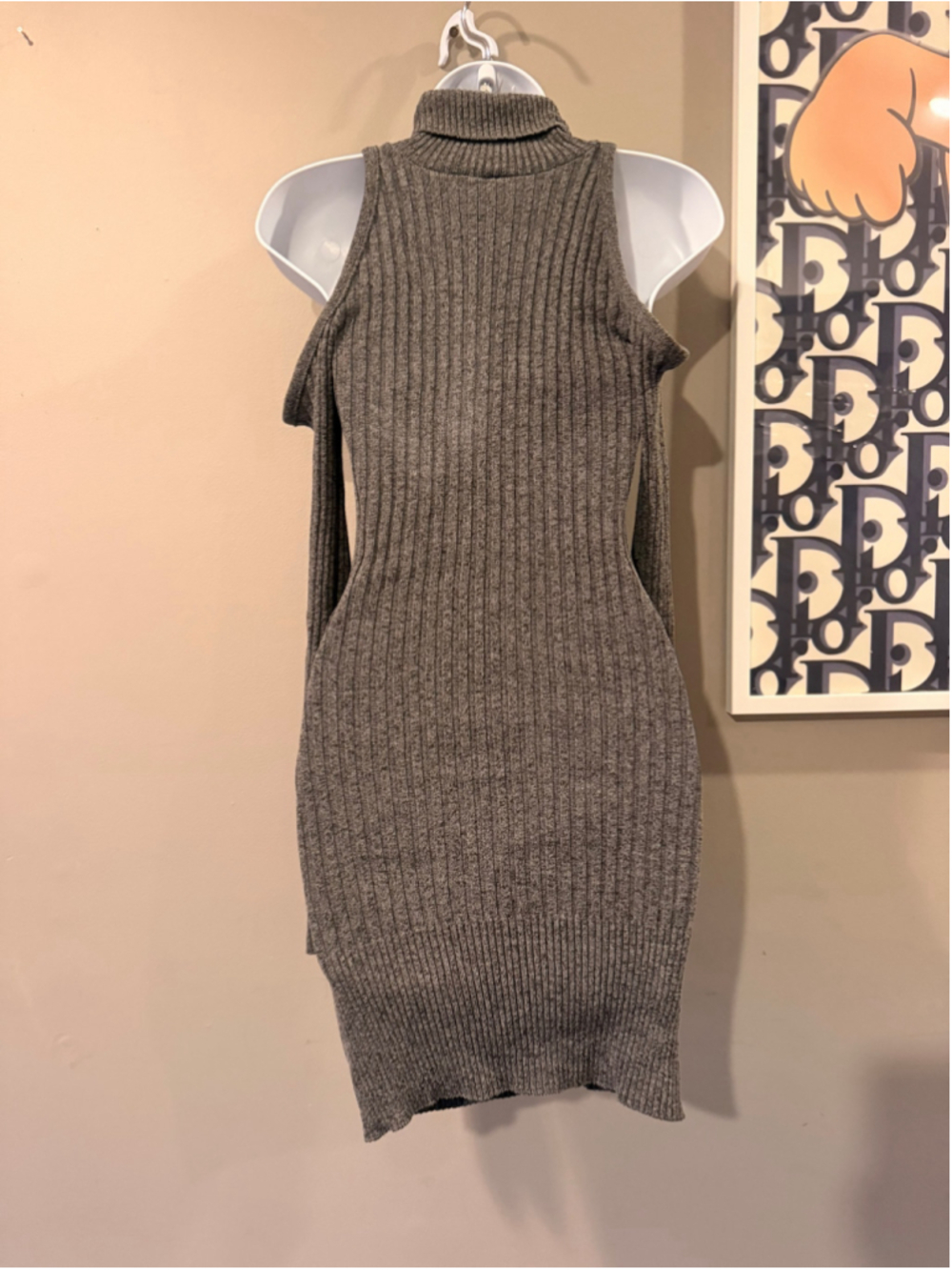 Cherry Knit Women’s Medium Gray Cold Shoulder Turtleneck Sweater Dress - Picture 5 of 7